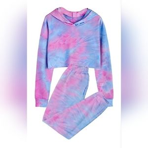 NWOT Girls Cropped Hoodie and Sweatpants